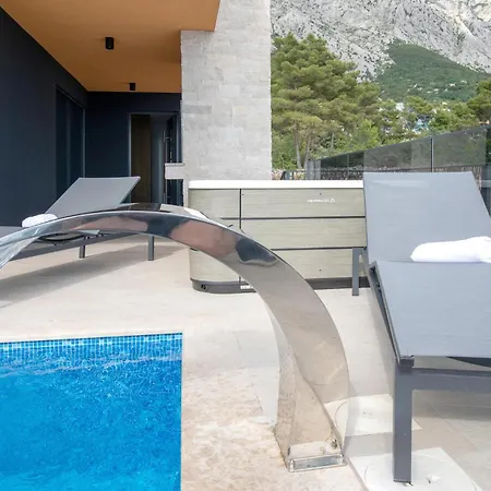 Holiday home 4 Bedroom Lovely In